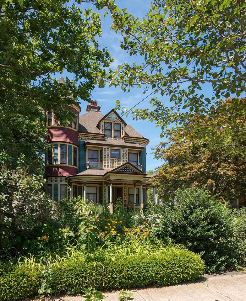 This beautiful house in Tremont is now for sale